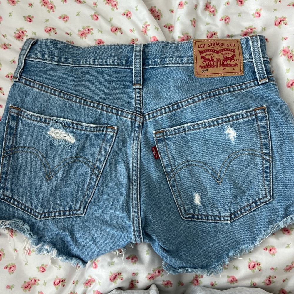 Levi shorts